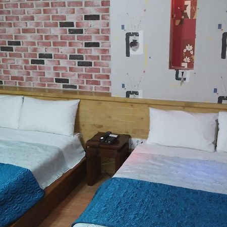 Cyber Motel Gunsan Eksteriør bilde